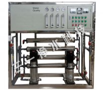 純凈水設(shè)備（0.5T/時雙級反滲透）